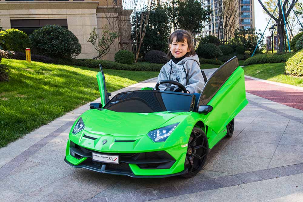 Children's Electric Cars Four-Wheel Ride on Car